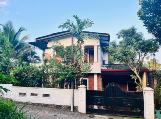 House for sale in Pannipitiya