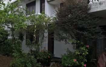 14.9 perch commercial House for sale in Dehiwala