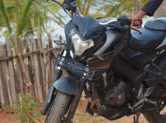 Bajaj Pulsar NS 200 CC