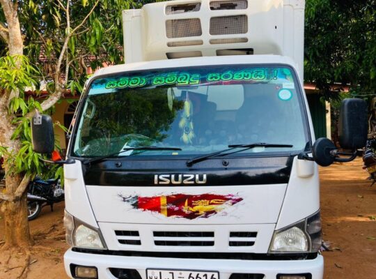 Isuzu Lorry 2007