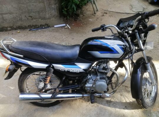 Bajaj CT 100