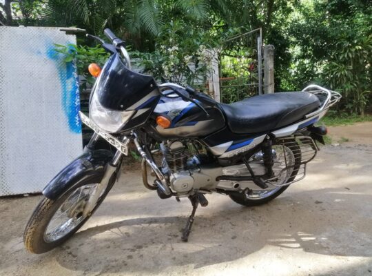 Bajaj CT 100