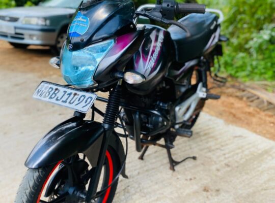 Bajaj Discover 125 CC