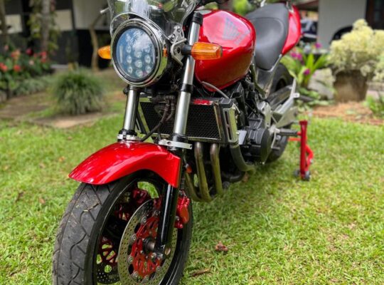 Honda Hornet 600 CC