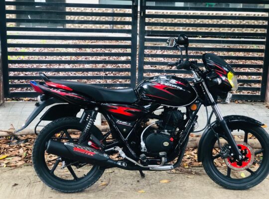 Bajaj Discover 135 CC