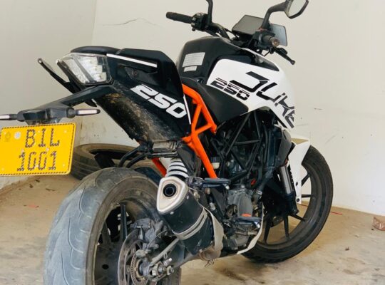 KTM Duke 125 CC 2019