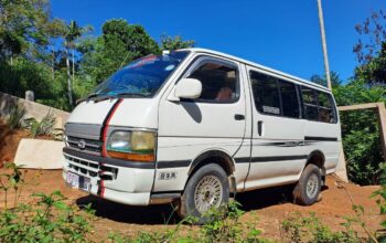 Toyota Dolphin Super GL LH 102 1996