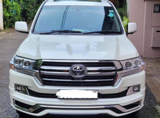 Land Cruiser V8 2010 – ZX Sahara