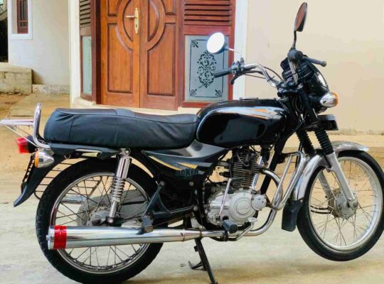 Bajaj Boxer