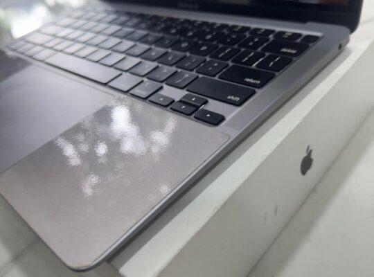 Macbook Air M1 2020