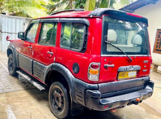 Mahindra Scorpio 2003