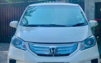 Honda Freed 2012