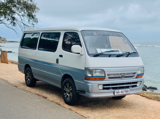 Toyota Hiace Dolphin Super GL LH 113 1999