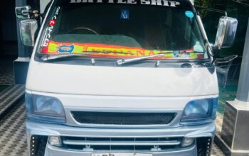 Toyota Hiace Dolphin Super GL LH 113 1996