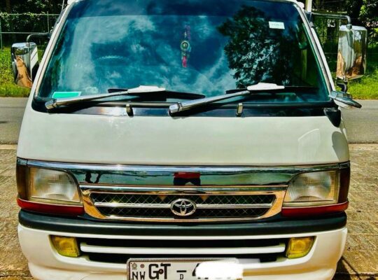 Toyota Dolphin Hiace Super GL