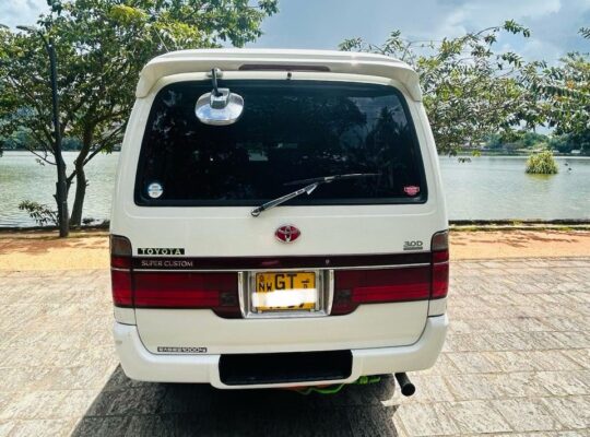 Toyota Dolphin Hiace Super GL