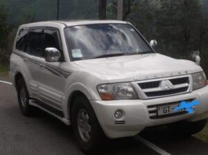 Mitsubishi Montero 2000