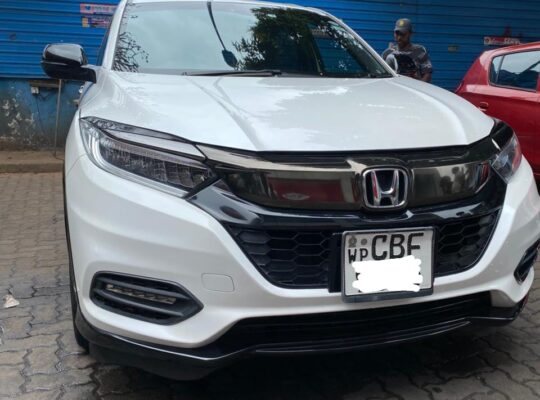 Honda Vezel RS Sensing Facelift