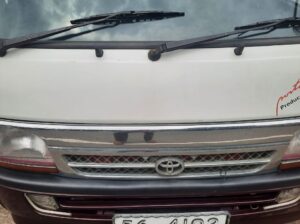 Toyota Hiace Dolphin Super GL LH 113 1996