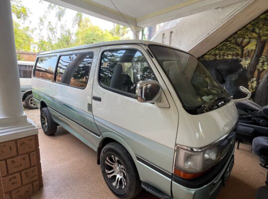 Toyota Hiace Dolphin Super GL LH 113 1991