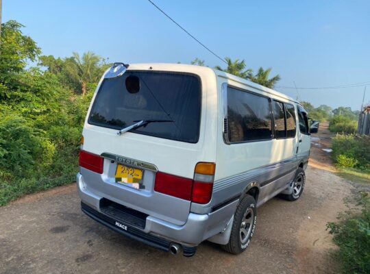 Toyota Hiace Dolphin Super GL LH 113 1993