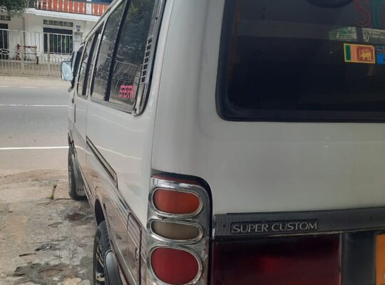 Toyota Hiace Dolphin Super GL LH 113 1991